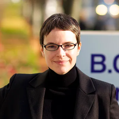 Dr Sarah Henderson